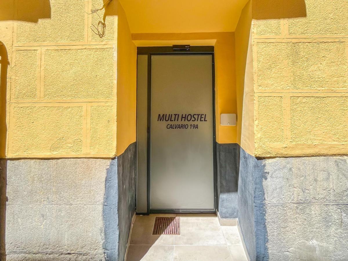 Multi Hostel Calvario Мадрид Экстерьер фото